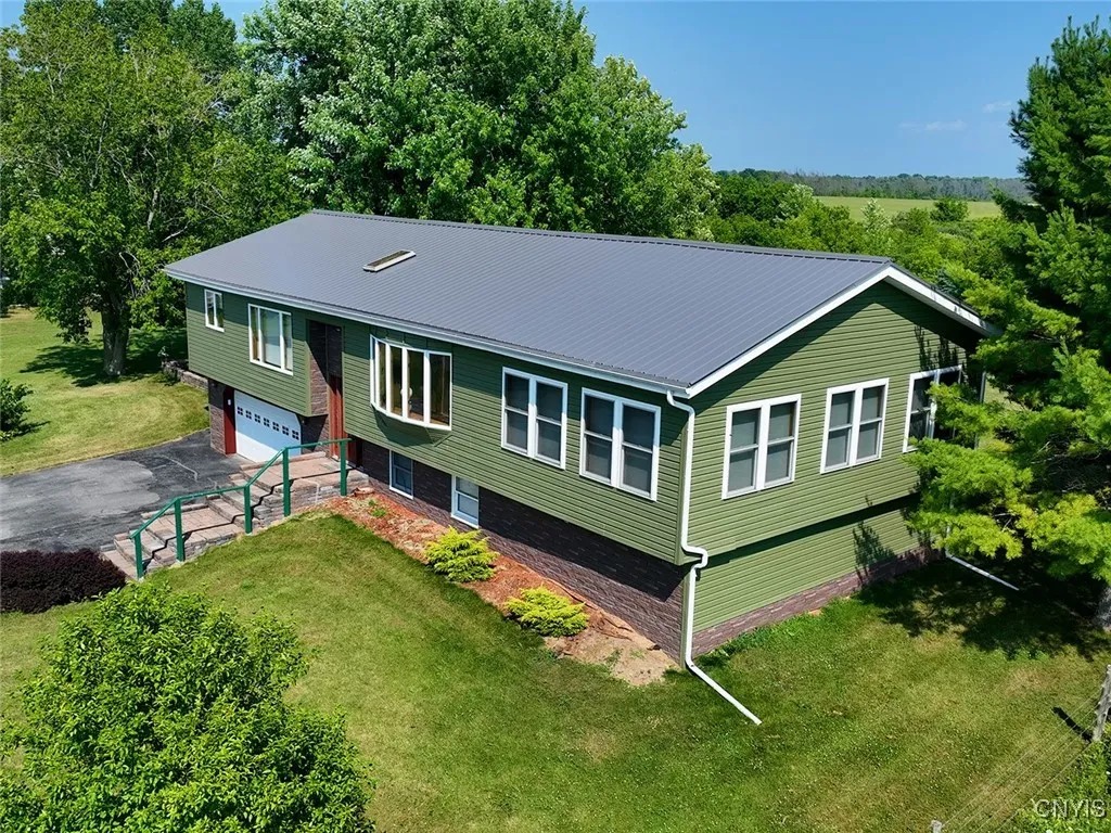 116 River Road, Hammond, New York 13646, Hammond, New York 13646, 4 Bedrooms Bedrooms, 10 Rooms Rooms,2 BathroomsBathrooms,Residential,For Sale,116 River Road, Hammond, New York 13646,S1591512