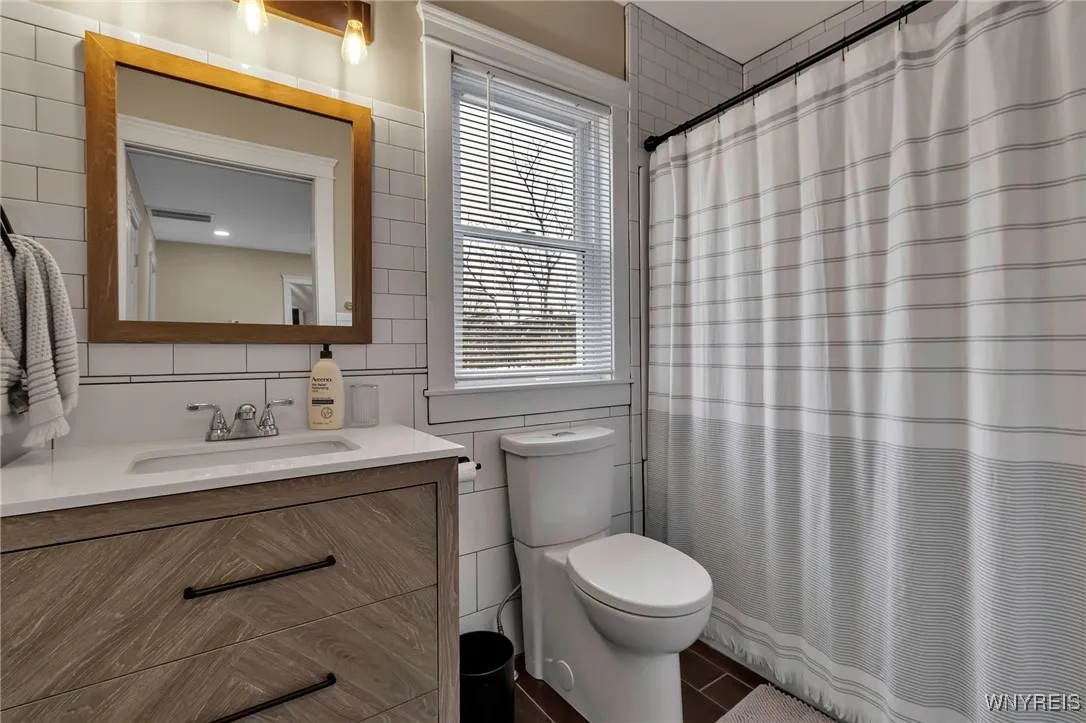 402 Breckenridge Street, Buffalo, New York 14213, Buffalo, New York 14213, 3 Bedrooms Bedrooms, 7 Rooms Rooms,2 BathroomsBathrooms,Residential,Closed,402 Breckenridge Street, Buffalo, New York 14213,0,B1591115