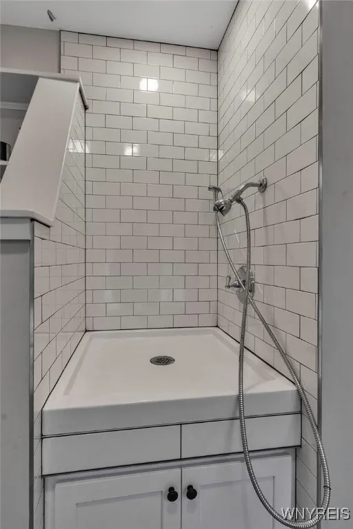 402 Breckenridge Street, Buffalo, New York 14213, Buffalo, New York 14213, 3 Bedrooms Bedrooms, 7 Rooms Rooms,2 BathroomsBathrooms,Residential,Closed,402 Breckenridge Street, Buffalo, New York 14213,0,B1591115