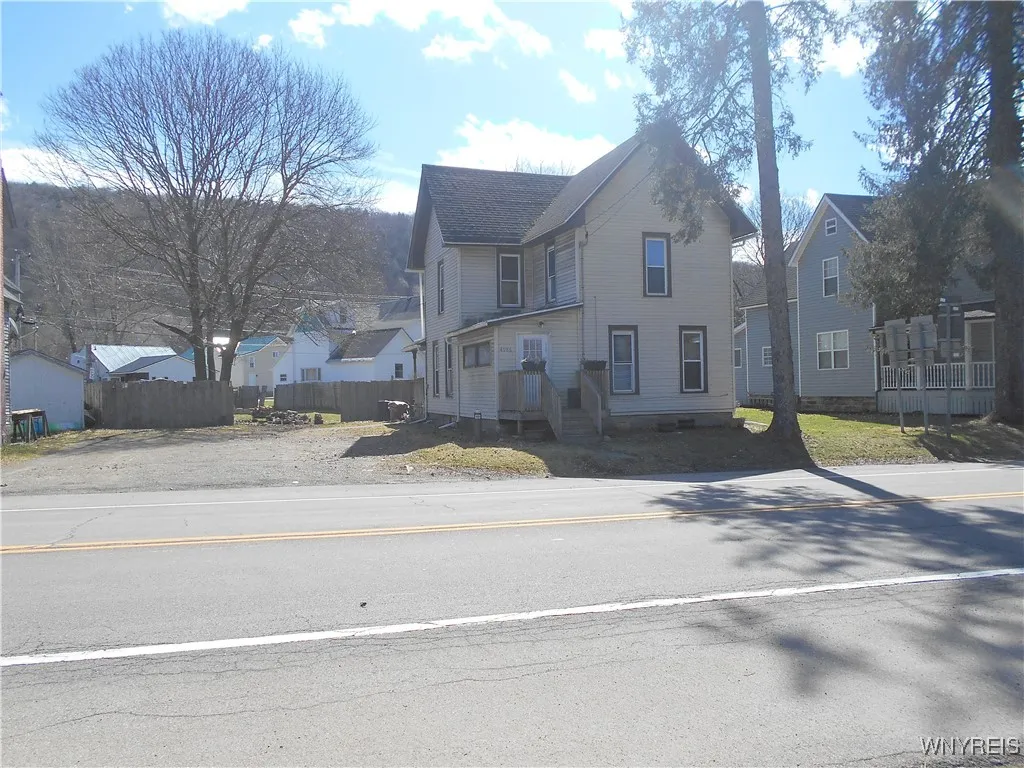 4986 Route 219, Great Valley, New York 14741, Great Valley, New York 14741, 3 Bedrooms Bedrooms, 10 Rooms Rooms,2 BathroomsBathrooms,Residential,For Sale,4986 Route 219, Great Valley, New York 14741,B1591236