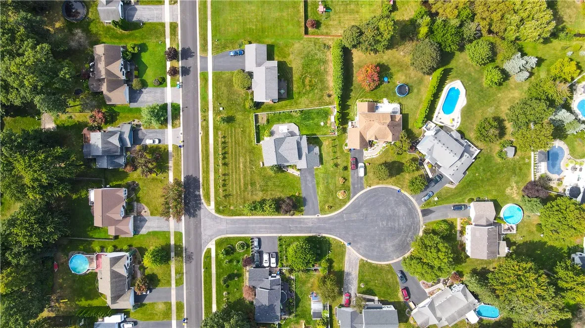 21 Tropez Point Pvt, Greece, New York 14626, Greece, New York 14626, 4 Bedrooms Bedrooms, 8 Rooms Rooms,2 BathroomsBathrooms,Residential,Closed,21 Tropez Point Pvt, Greece, New York 14626,0,R1591104