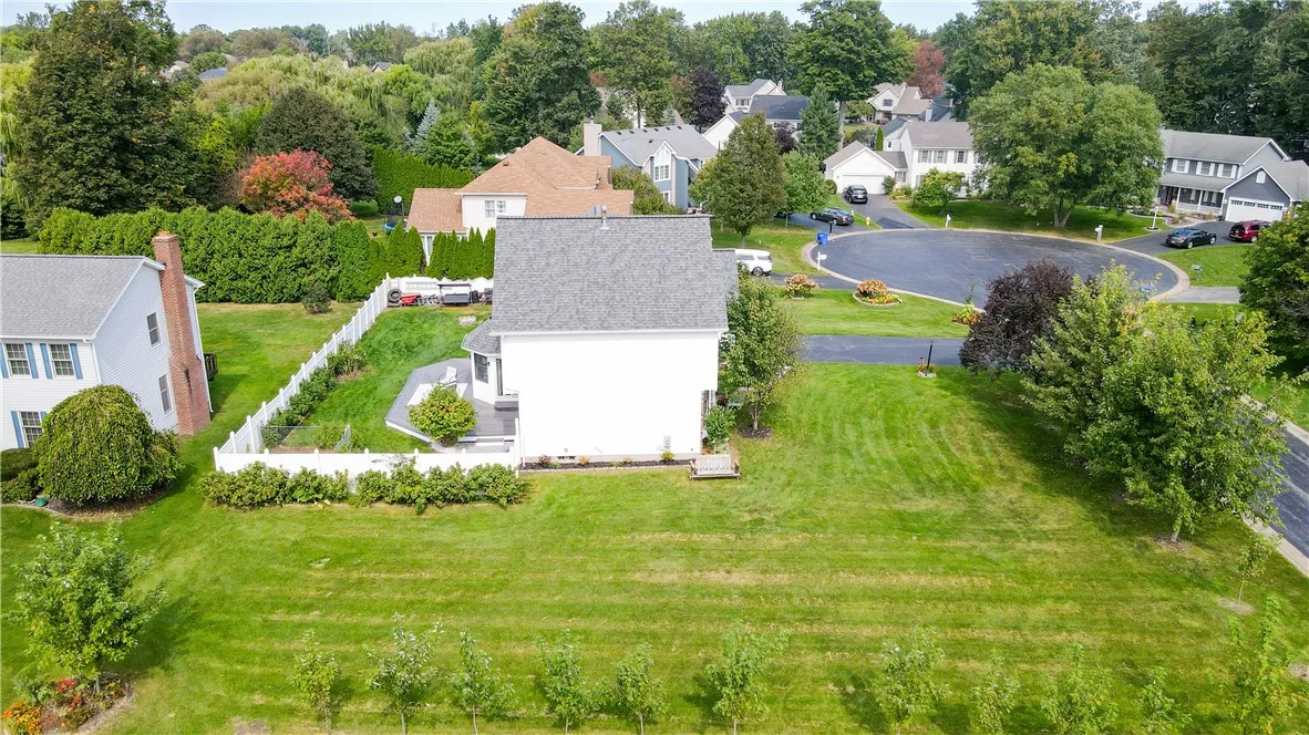 21 Tropez Point Pvt, Greece, New York 14626, Greece, New York 14626, 4 Bedrooms Bedrooms, 8 Rooms Rooms,2 BathroomsBathrooms,Residential,Closed,21 Tropez Point Pvt, Greece, New York 14626,0,R1591104