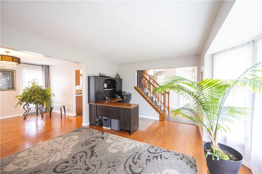 21 Tropez Point Pvt, Greece, New York 14626, Greece, New York 14626, 4 Bedrooms Bedrooms, 8 Rooms Rooms,2 BathroomsBathrooms,Residential,Closed,21 Tropez Point Pvt, Greece, New York 14626,0,R1591104