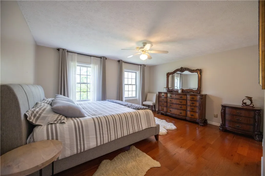 21 Tropez Point Pvt, Greece, New York 14626, Greece, New York 14626, 4 Bedrooms Bedrooms, 8 Rooms Rooms,2 BathroomsBathrooms,Residential,Closed,21 Tropez Point Pvt, Greece, New York 14626,0,R1591104