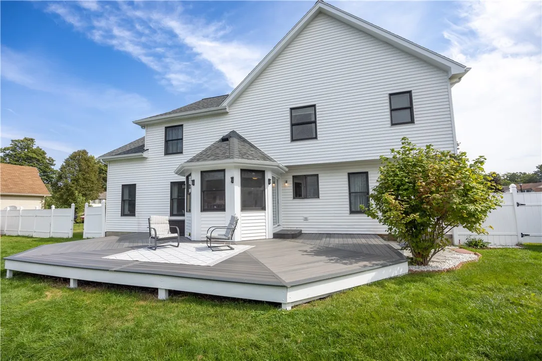 21 Tropez Point Pvt, Greece, New York 14626, Greece, New York 14626, 4 Bedrooms Bedrooms, 8 Rooms Rooms,2 BathroomsBathrooms,Residential,Closed,21 Tropez Point Pvt, Greece, New York 14626,0,R1591104