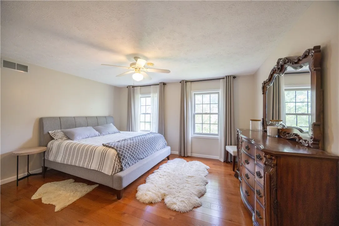 21 Tropez Point Pvt, Greece, New York 14626, Greece, New York 14626, 4 Bedrooms Bedrooms, 8 Rooms Rooms,2 BathroomsBathrooms,Residential,Closed,21 Tropez Point Pvt, Greece, New York 14626,0,R1591104