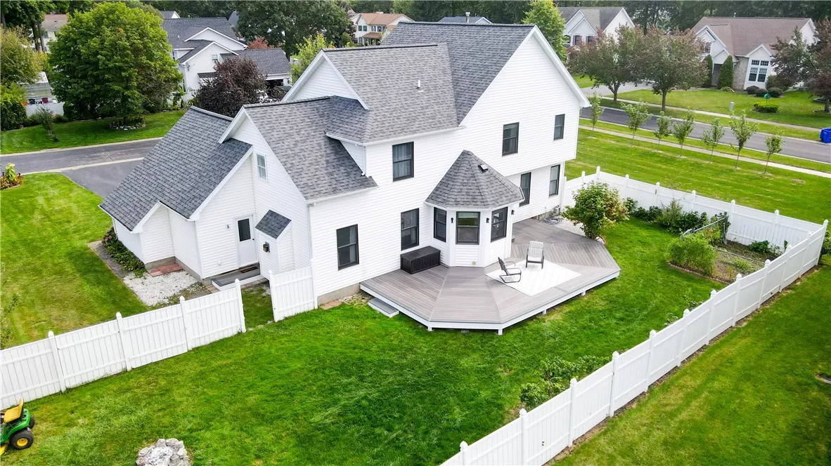 21 Tropez Point Pvt, Greece, New York 14626, Greece, New York 14626, 4 Bedrooms Bedrooms, 8 Rooms Rooms,2 BathroomsBathrooms,Residential,Closed,21 Tropez Point Pvt, Greece, New York 14626,0,R1591104