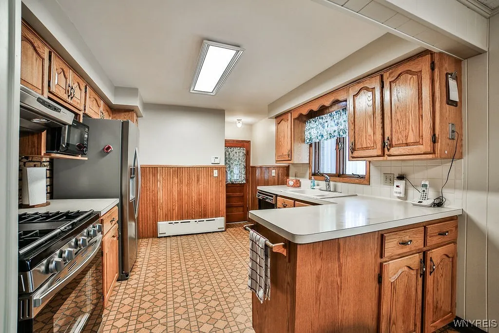 4257 Salem Drive, Hamburg, New York 14219, Hamburg, New York 14219, 4 Bedrooms Bedrooms, 9 Rooms Rooms,3 BathroomsBathrooms,Residential,Closed,4257 Salem Drive, Hamburg, New York 14219,0,B1591190