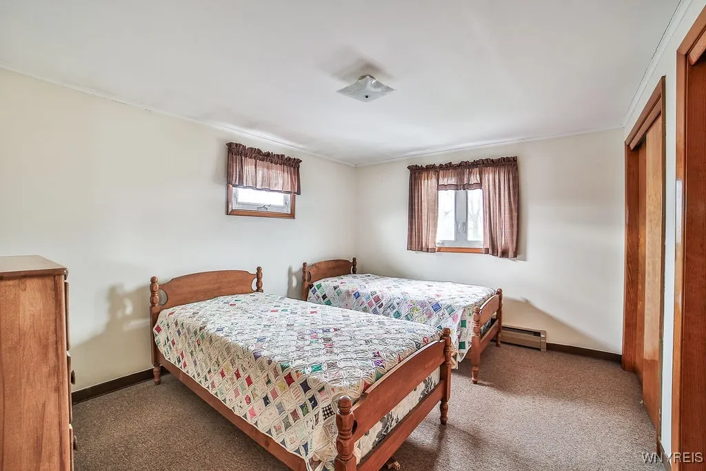 4257 Salem Drive, Hamburg, New York 14219, Hamburg, New York 14219, 4 Bedrooms Bedrooms, 9 Rooms Rooms,3 BathroomsBathrooms,Residential,Closed,4257 Salem Drive, Hamburg, New York 14219,0,B1591190