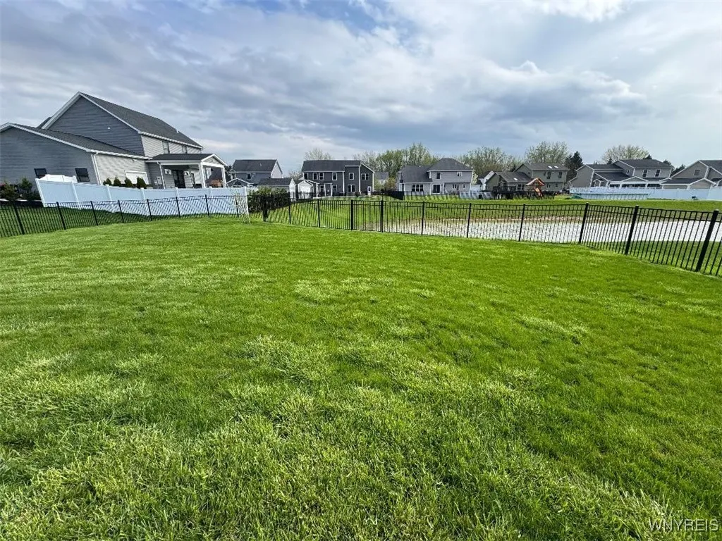 12 Kevwood Lane, Lancaster, New York 14086, Lancaster, New York 14086, 3 Bedrooms Bedrooms, 11 Rooms Rooms,2 BathroomsBathrooms,Residential,Closed,12 Kevwood Lane, Lancaster, New York 14086,0,B1591453