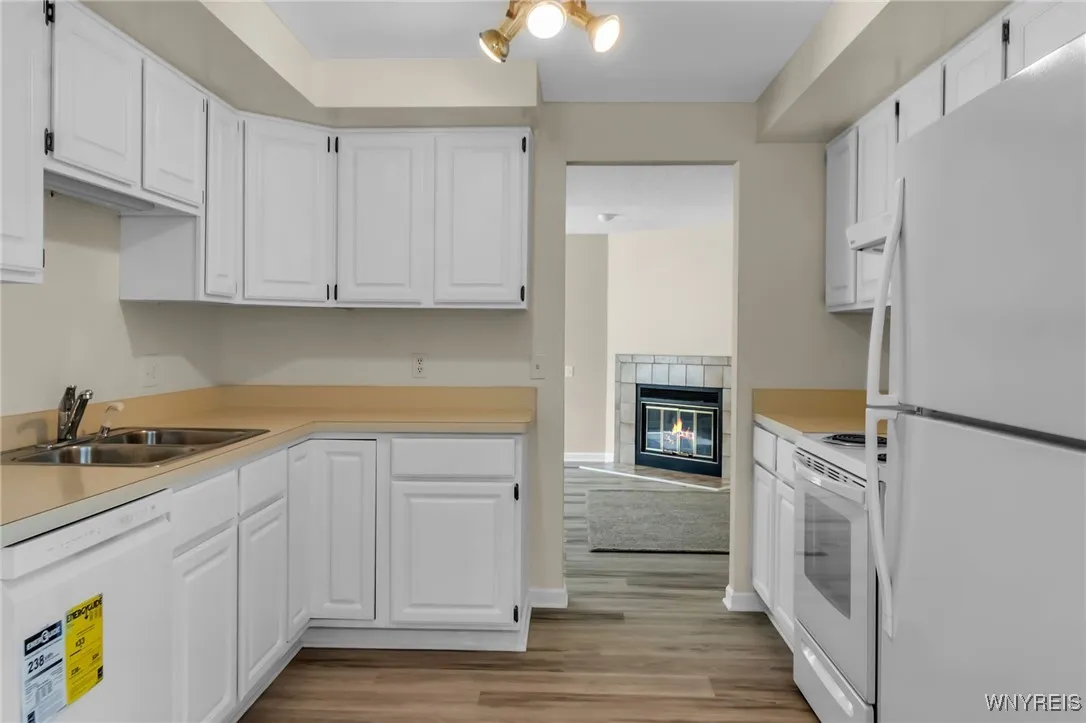16 Hubbardston Place, Amherst, New York 14228, Amherst, New York 14228, 3 Bedrooms Bedrooms, 5 Rooms Rooms,1 BathroomBathrooms,Residential Lease,For Rent,16 Hubbardston Place, Amherst, New York 14228,B1591688