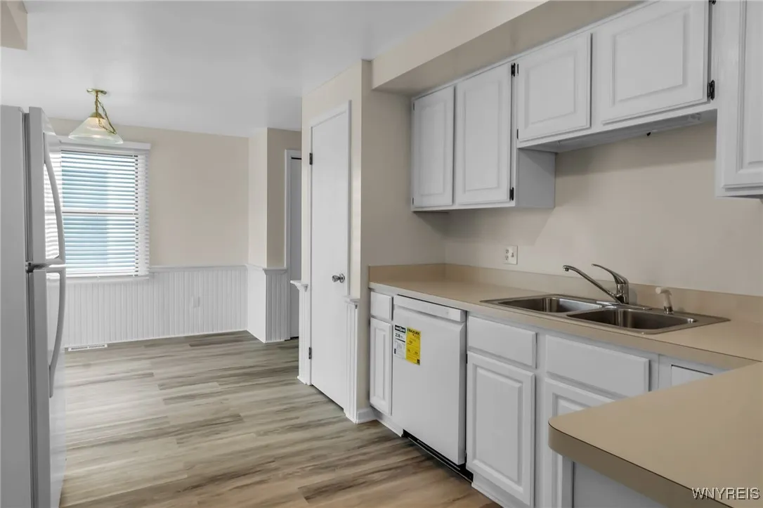 16 Hubbardston Place, Amherst, New York 14228, Amherst, New York 14228, 3 Bedrooms Bedrooms, 5 Rooms Rooms,1 BathroomBathrooms,Residential Lease,For Rent,16 Hubbardston Place, Amherst, New York 14228,B1591688