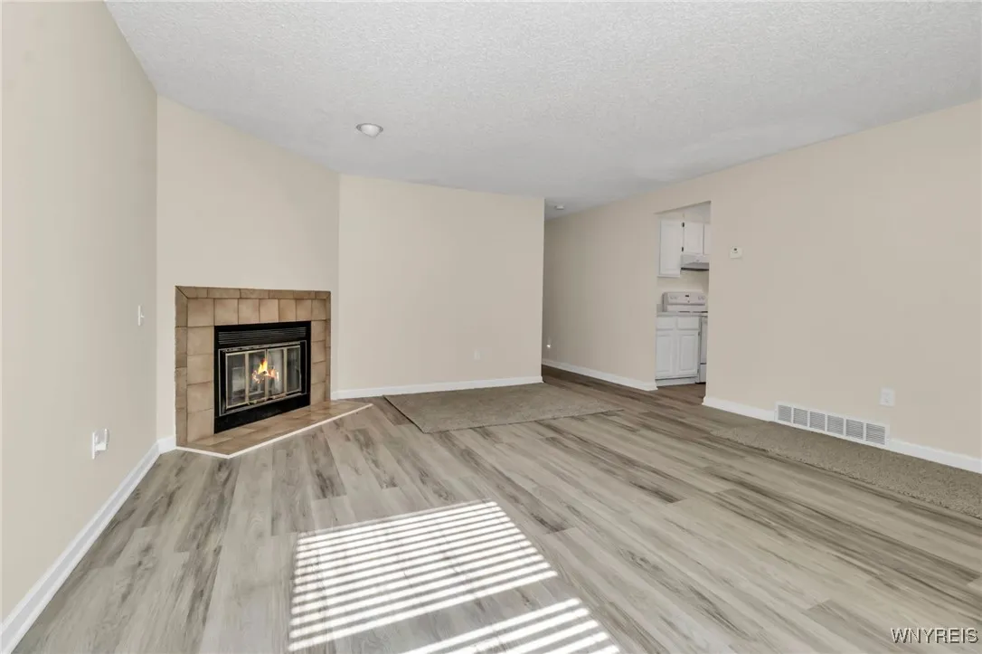 16 Hubbardston Place, Amherst, New York 14228, Amherst, New York 14228, 3 Bedrooms Bedrooms, 5 Rooms Rooms,1 BathroomBathrooms,Residential Lease,For Rent,16 Hubbardston Place, Amherst, New York 14228,B1591688