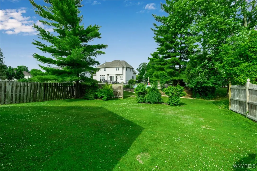 16 Hubbardston Place, Amherst, New York 14228, Amherst, New York 14228, 3 Bedrooms Bedrooms, 5 Rooms Rooms,1 BathroomBathrooms,Residential Lease,For Rent,16 Hubbardston Place, Amherst, New York 14228,B1591688