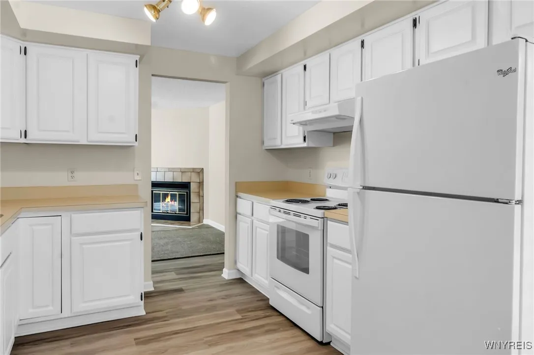 16 Hubbardston Place, Amherst, New York 14228, Amherst, New York 14228, 3 Bedrooms Bedrooms, 5 Rooms Rooms,1 BathroomBathrooms,Residential Lease,For Rent,16 Hubbardston Place, Amherst, New York 14228,B1591688