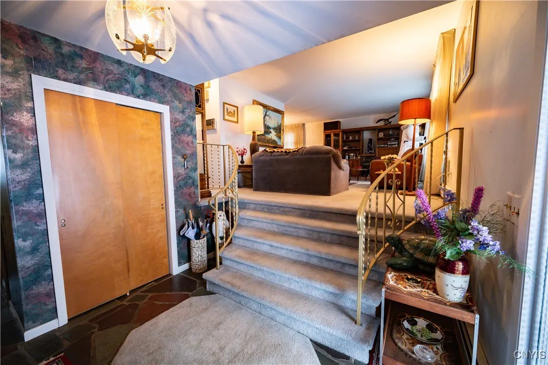 704 Park Lane Drive, Herkimer, New York 13350, Herkimer, New York 13350, 3 Bedrooms Bedrooms, 7 Rooms Rooms,2 BathroomsBathrooms,Residential,For Sale,704 Park Lane Drive, Herkimer, New York 13350,S1591757