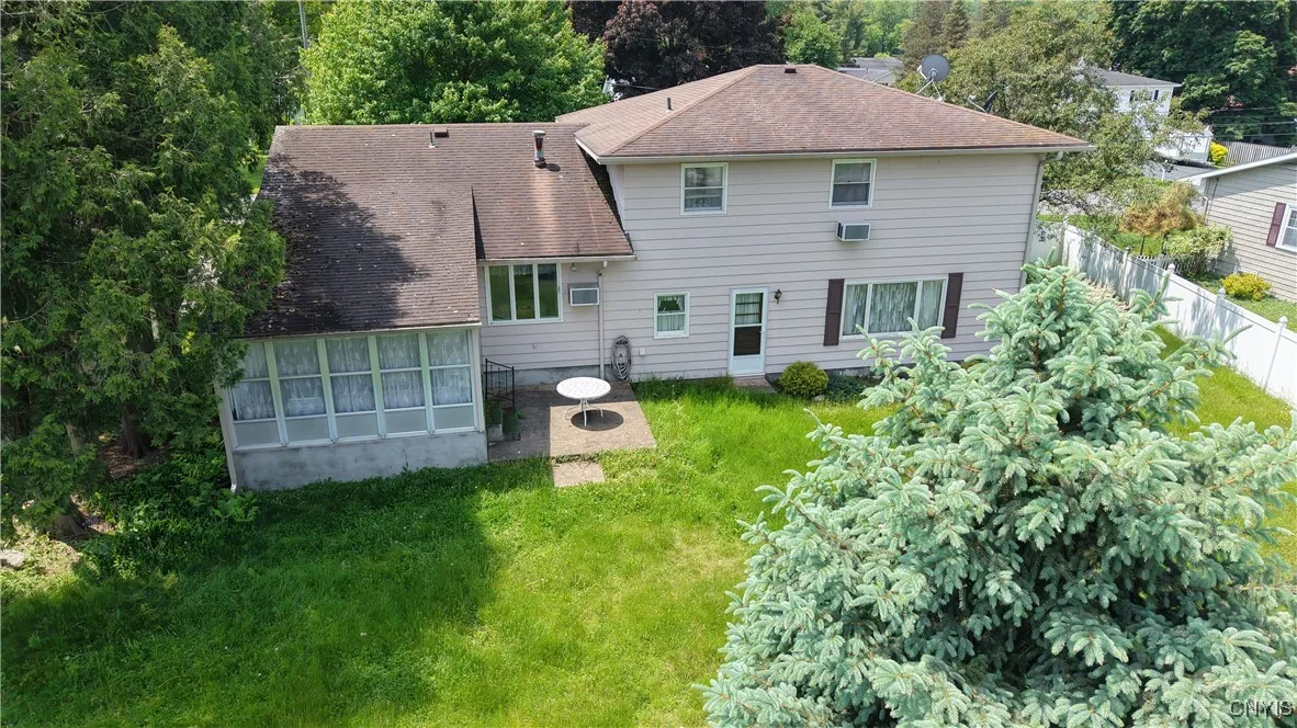 704 Park Lane Drive, Herkimer, New York 13350, Herkimer, New York 13350, 3 Bedrooms Bedrooms, 7 Rooms Rooms,2 BathroomsBathrooms,Residential,For Sale,704 Park Lane Drive, Herkimer, New York 13350,S1591757