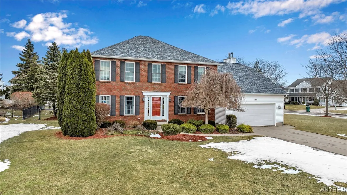 8590 Greenway Ct, Clarence, New York 14051, Clarence, New York 14051, 4 Bedrooms Bedrooms, 10 Rooms Rooms,2 BathroomsBathrooms,Residential,Closed,8590 Greenway Ct, Clarence, New York 14051,0,B1591678