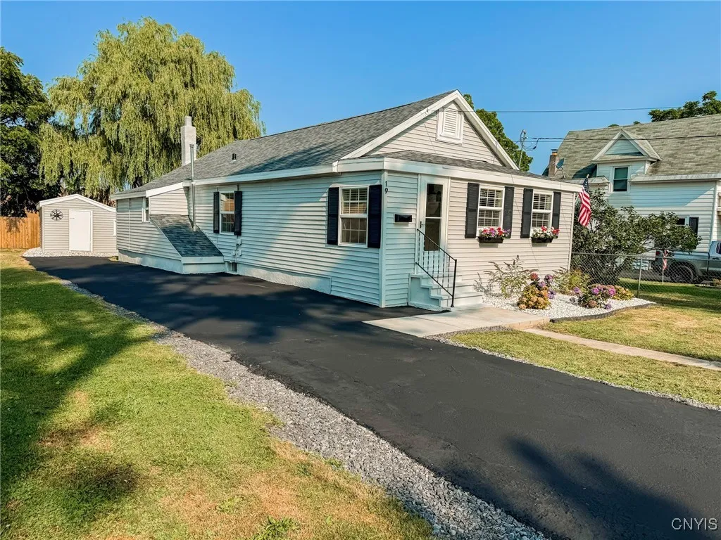 19 Lexington Avenue, Auburn, New York 13021, Auburn, New York 13021, 3 Bedrooms Bedrooms, 7 Rooms Rooms,1 BathroomBathrooms,Residential,Closed,19 Lexington Avenue, Auburn, New York 13021,S1591863