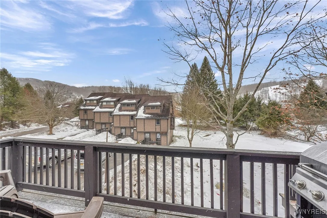 127 Holiview Rd. - The Woods, Ellicottville, New Y, Ellicottville, New York 14731, 3 Bedrooms Bedrooms, 9 Rooms Rooms,2 BathroomsBathrooms,Residential,For Sale,127 Holiview Rd. - The Woods, Ellicottville, New Y,0,B1591501
