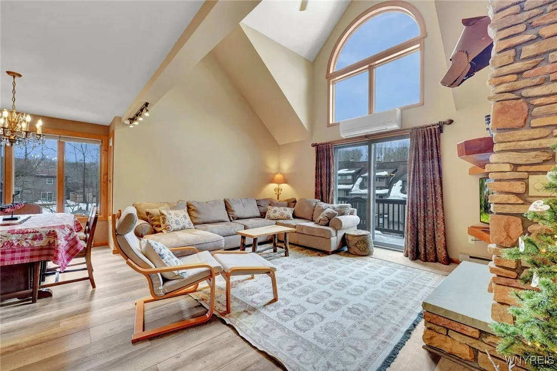 127 Holiview Rd. - The Woods, Ellicottville, New Y, Ellicottville, New York 14731, 3 Bedrooms Bedrooms, 9 Rooms Rooms,2 BathroomsBathrooms,Residential,For Sale,127 Holiview Rd. - The Woods, Ellicottville, New Y,0,B1591501