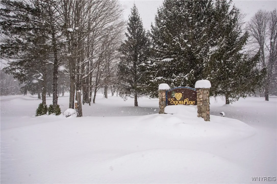 G303 Snowpine, Great Valley, New York 14741, Great Valley, New York 14741, 2 Bedrooms Bedrooms, 4 Rooms Rooms,1 BathroomBathrooms,Residential,Closed,G303 Snowpine, Great Valley, New York 14741,0,B1591947