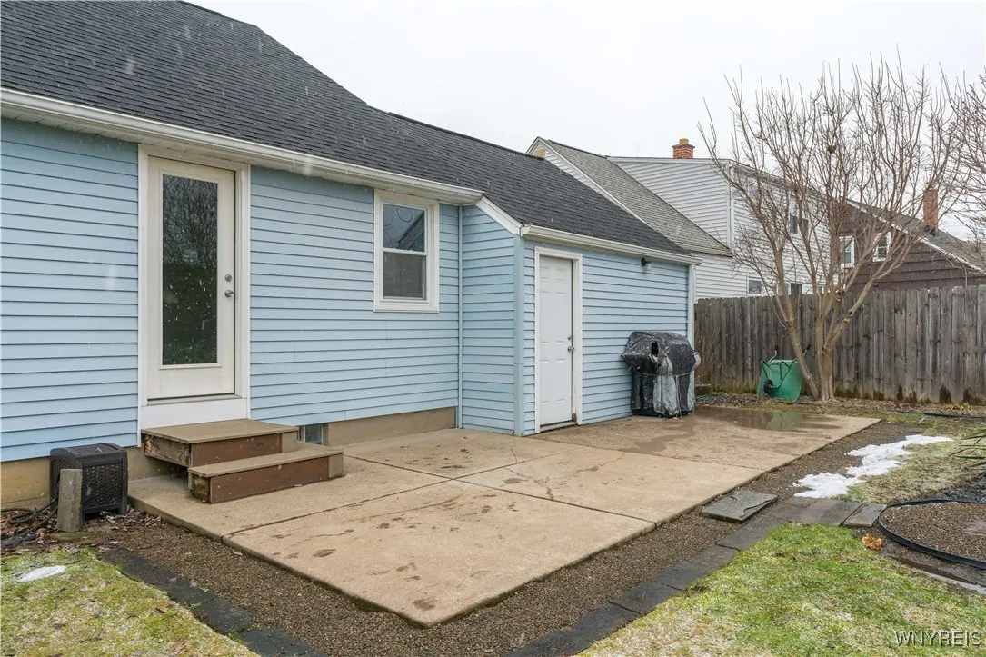 58 Mayfair Lane, Tonawanda-town, New York 14150, Tonawanda, New York 14150, 4 Bedrooms Bedrooms, 6 Rooms Rooms,2 BathroomsBathrooms,Residential,Closed,58 Mayfair Lane, Tonawanda-town, New York 14150,0,B1591775
