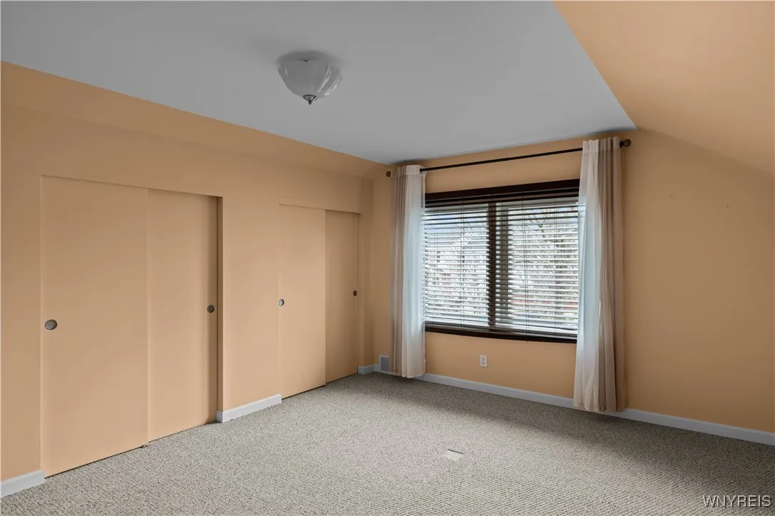 58 Mayfair Lane, Tonawanda-town, New York 14150, Tonawanda, New York 14150, 4 Bedrooms Bedrooms, 6 Rooms Rooms,2 BathroomsBathrooms,Residential,Closed,58 Mayfair Lane, Tonawanda-town, New York 14150,0,B1591775