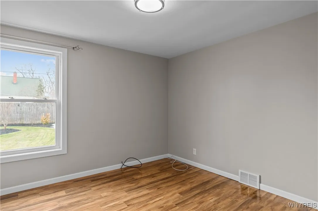 58 Mayfair Lane, Tonawanda-town, New York 14150, Tonawanda, New York 14150, 4 Bedrooms Bedrooms, 6 Rooms Rooms,2 BathroomsBathrooms,Residential,Closed,58 Mayfair Lane, Tonawanda-town, New York 14150,0,B1591775