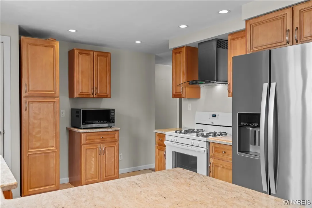 58 Mayfair Lane, Tonawanda-town, New York 14150, Tonawanda, New York 14150, 4 Bedrooms Bedrooms, 6 Rooms Rooms,2 BathroomsBathrooms,Residential,Closed,58 Mayfair Lane, Tonawanda-town, New York 14150,0,B1591775