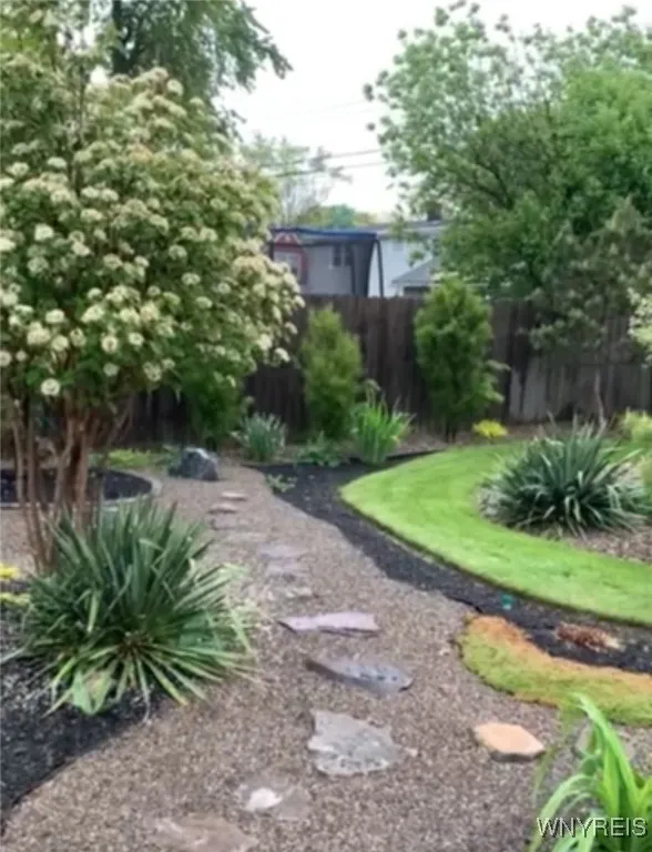 58 Mayfair Lane, Tonawanda-town, New York 14150, Tonawanda, New York 14150, 4 Bedrooms Bedrooms, 6 Rooms Rooms,2 BathroomsBathrooms,Residential,Closed,58 Mayfair Lane, Tonawanda-town, New York 14150,0,B1591775
