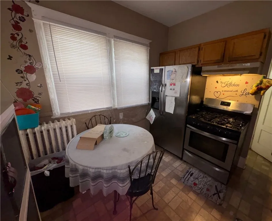 377 Hazelwood Terrace, Rochester, New York 14609, Rochester, New York 14609, 3 Bedrooms Bedrooms, 6 Rooms Rooms,1 BathroomBathrooms,Residential,Closed,377 Hazelwood Terrace, Rochester, New York 14609,0,R1591655