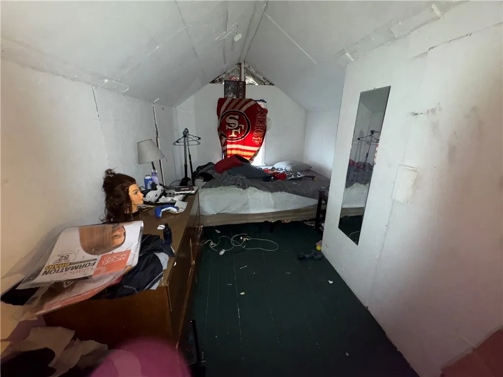 121 Glendale Park, Rochester, New York 14613, Rochester, New York 14613, 3 Bedrooms Bedrooms, 6 Rooms Rooms,1 BathroomBathrooms,Residential,Closed,121 Glendale Park, Rochester, New York 14613,0,R1589818