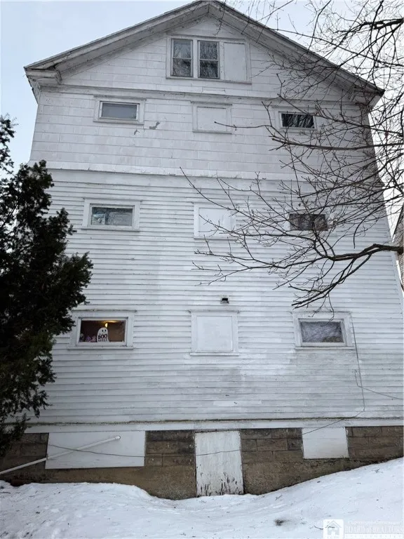 234 Mckinley Avenue, Jamestown, New York 14701, Jamestown, New York 14701, 8 Bedrooms Bedrooms, ,4 BathroomsBathrooms,Residential,For Sale,234 Mckinley Avenue, Jamestown, New York 14701,R1590861