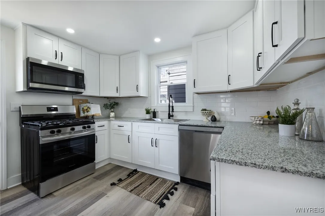 58 Montrose Avenue, Buffalo, New York 14214, Buffalo, New York 14214, 3 Bedrooms Bedrooms, 6 Rooms Rooms,1 BathroomBathrooms,Residential,Closed,58 Montrose Avenue, Buffalo, New York 14214,0,B1592039