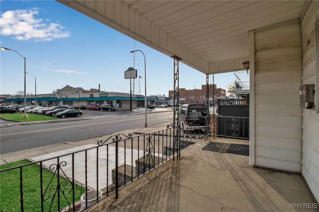 990 Hertel Avenue, Buffalo, New York 14216, Buffalo, New York 14216, 6 Bedrooms Bedrooms, ,2 BathroomsBathrooms,Residential,Closed,990 Hertel Avenue, Buffalo, New York 14216,0,B1592120