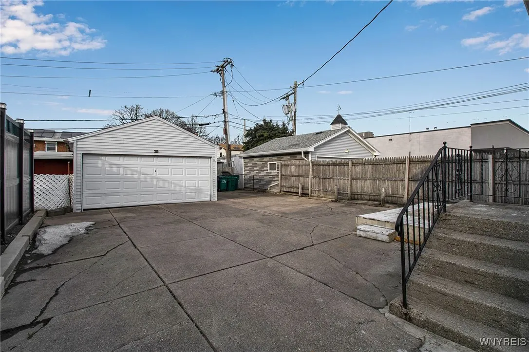 990 Hertel Avenue, Buffalo, New York 14216, Buffalo, New York 14216, 6 Bedrooms Bedrooms, ,2 BathroomsBathrooms,Residential,Closed,990 Hertel Avenue, Buffalo, New York 14216,0,B1592120
