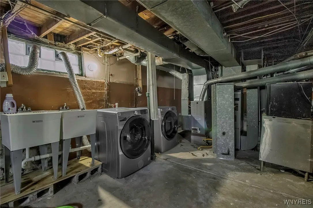 407 Hinman Avenue, Buffalo, New York 14216, Buffalo, New York 14216, 4 Bedrooms Bedrooms, ,2 BathroomsBathrooms,Residential,Closed,407 Hinman Avenue, Buffalo, New York 14216,0,B1592128