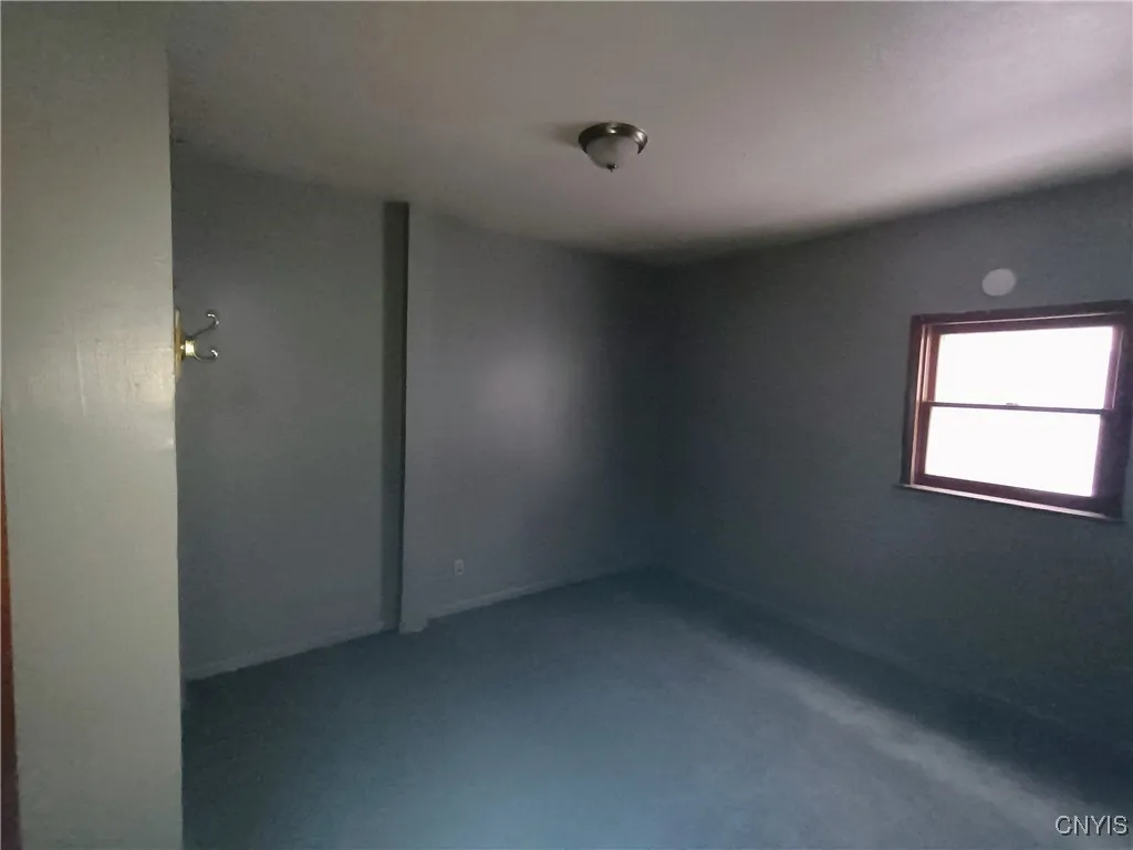 812 Kirkpatrick Street, Syracuse, New York 13208, Syracuse, New York 13208, 11 Bedrooms Bedrooms, ,4 BathroomsBathrooms,Residential,For Sale,812 Kirkpatrick Street, Syracuse, New York 13208,0,S1590850