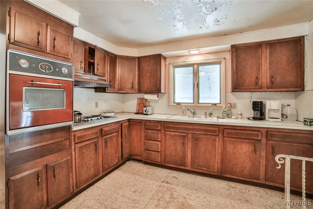 4300 Fairfield, Clarence, New York 14221, Clarence, New York 14221, 3 Bedrooms Bedrooms, 7 Rooms Rooms,1 BathroomBathrooms,Residential,Closed,4300 Fairfield, Clarence, New York 14221,0,B1592008