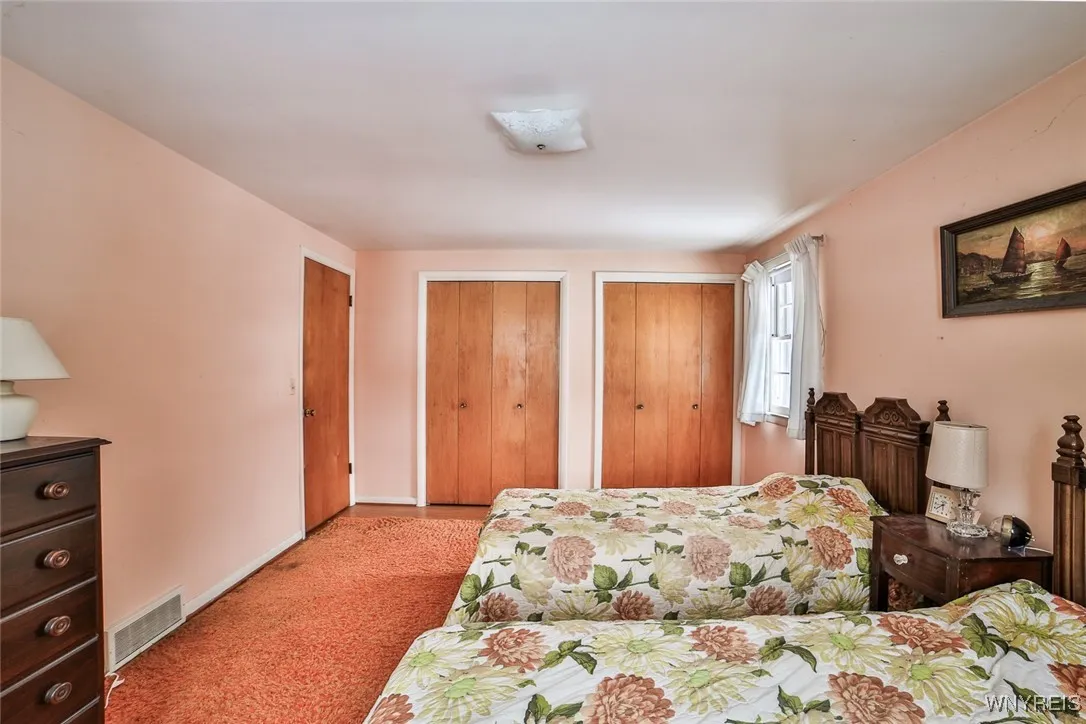 4300 Fairfield, Clarence, New York 14221, Clarence, New York 14221, 3 Bedrooms Bedrooms, 7 Rooms Rooms,1 BathroomBathrooms,Residential,Closed,4300 Fairfield, Clarence, New York 14221,0,B1592008