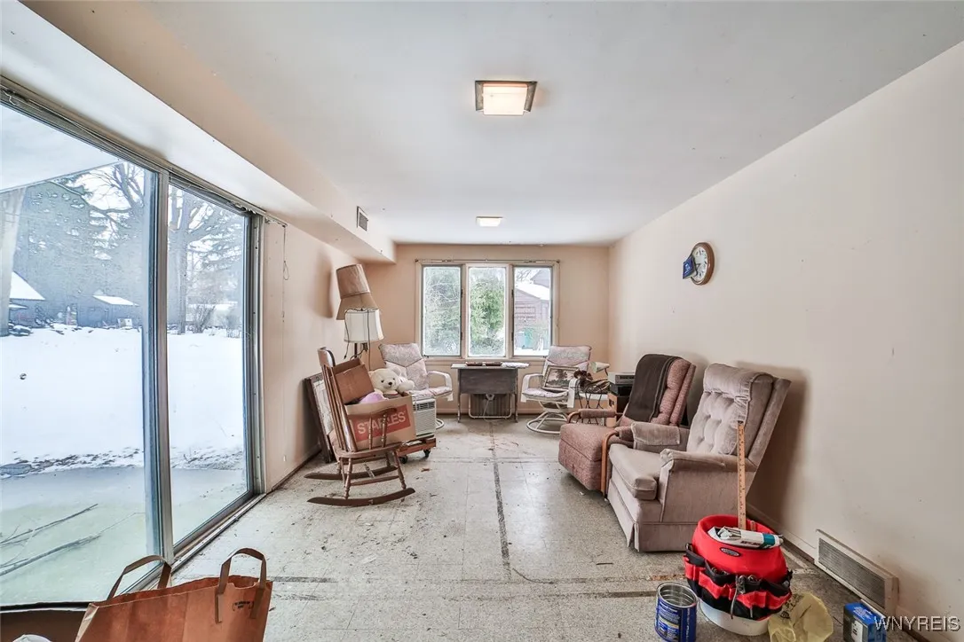 4300 Fairfield, Clarence, New York 14221, Clarence, New York 14221, 3 Bedrooms Bedrooms, 7 Rooms Rooms,1 BathroomBathrooms,Residential,Closed,4300 Fairfield, Clarence, New York 14221,0,B1592008