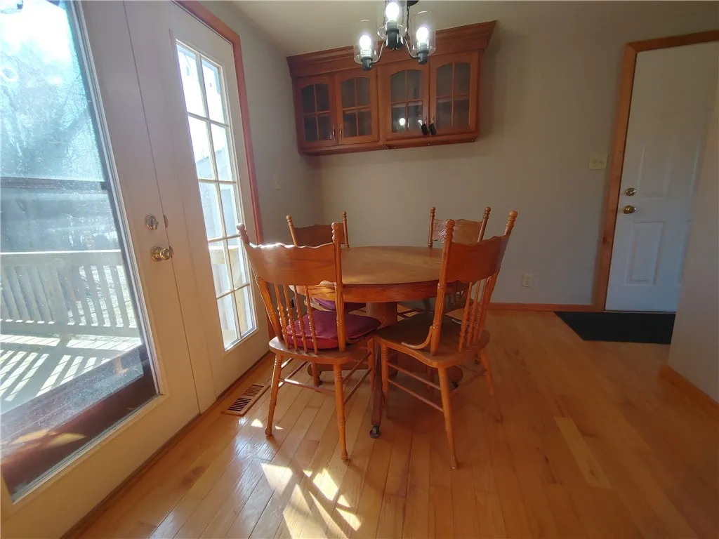 1955 Roosevelt Highway, Clarkson, New York 14468, Clarkson, New York 14468, 3 Bedrooms Bedrooms, 5 Rooms Rooms,1 BathroomBathrooms,Residential,Closed,1955 Roosevelt Highway, Clarkson, New York 14468,R1592213