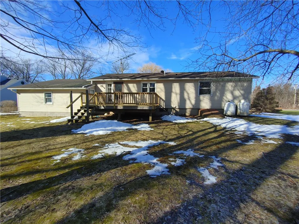 1955 Roosevelt Highway, Clarkson, New York 14468, Clarkson, New York 14468, 3 Bedrooms Bedrooms, 5 Rooms Rooms,1 BathroomBathrooms,Residential,Closed,1955 Roosevelt Highway, Clarkson, New York 14468,R1592213