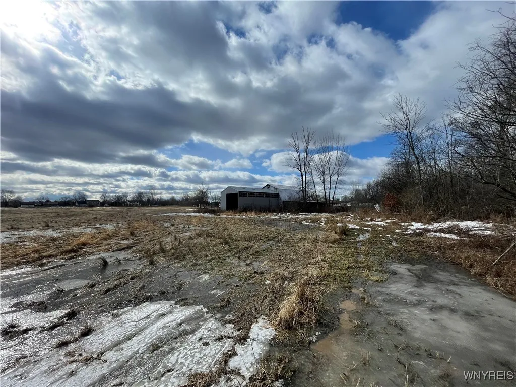6721 Aiken Road, Pendleton, New York 14094, Pendleton, New York 14094, 4 Bedrooms Bedrooms, 7 Rooms Rooms,2 BathroomsBathrooms,Residential,For Sale,6721 Aiken Road, Pendleton, New York 14094,0,B1591924
