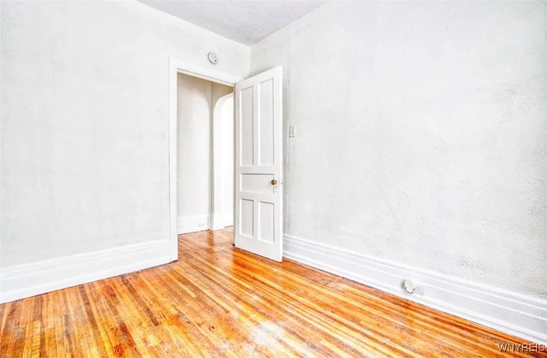 352 Auburn Avenue, Buffalo, New York 14213, Buffalo, New York 14213, 3 Bedrooms Bedrooms, 5 Rooms Rooms,1 BathroomBathrooms,Residential Lease,Closed,352 Auburn Avenue, Buffalo, New York 14213,0,B1591797