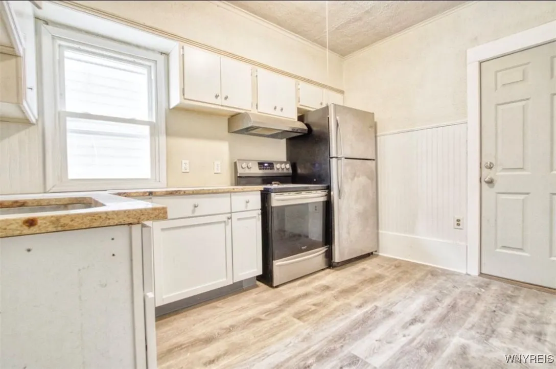 352 Auburn Avenue, Buffalo, New York 14213, Buffalo, New York 14213, 3 Bedrooms Bedrooms, 5 Rooms Rooms,1 BathroomBathrooms,Residential Lease,Closed,352 Auburn Avenue, Buffalo, New York 14213,0,B1591797