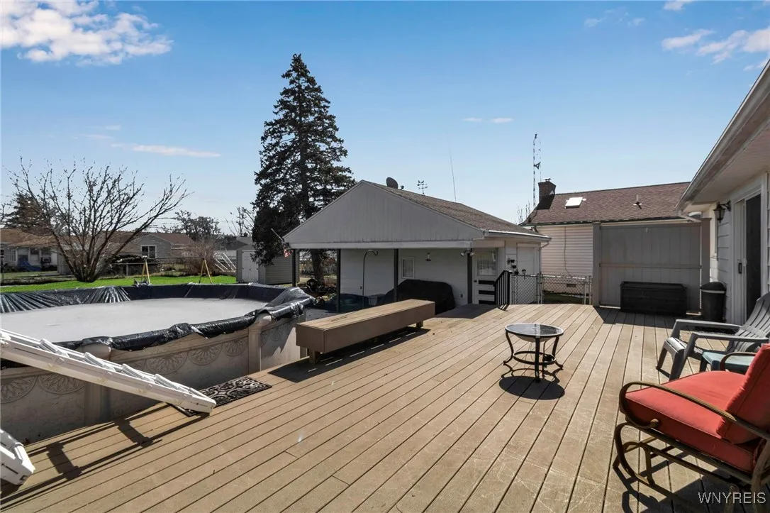 1341 Master Street, North Tonawanda, New York 1412, North Tonawanda, New York 14120, 3 Bedrooms Bedrooms, 7 Rooms Rooms,1 BathroomBathrooms,Residential,Closed,1341 Master Street, North Tonawanda, New York 1412,0,B1592461