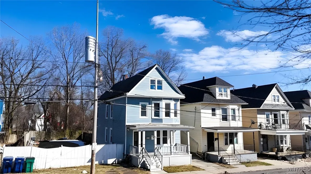 47 Earl Place 1, Buffalo, New York 14211, Buffalo, New York 14211, 3 Bedrooms Bedrooms, 7 Rooms Rooms,1 BathroomBathrooms,Residential Lease,Closed,47 Earl Place 1, Buffalo, New York 14211,0,B1592500