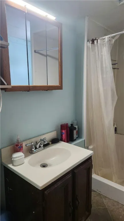 21 West Dock Street, Mentz, New York 13140, Mentz, New York 13140, 1 Bedroom Bedrooms, 3 Rooms Rooms,1 BathroomBathrooms,Residential,Closed,21 West Dock Street, Mentz, New York 13140,0,R1592584